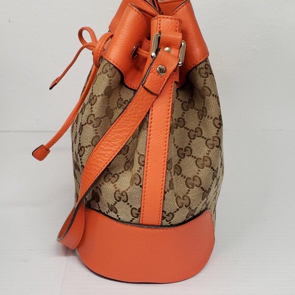 Gucci Bucket GG Canvas Medium Shoulder Bag 530-101025 - Picture 5 of 14